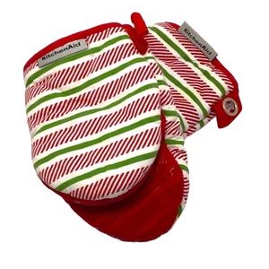 👠 KitchenAid Oven Mitts with Silicone Grip
